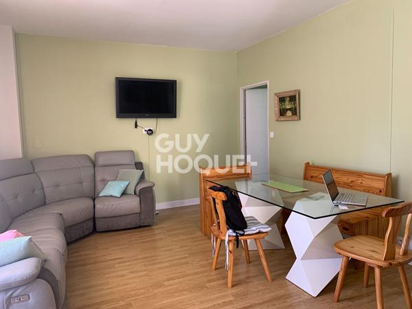 Maison divisée en 2 appartements