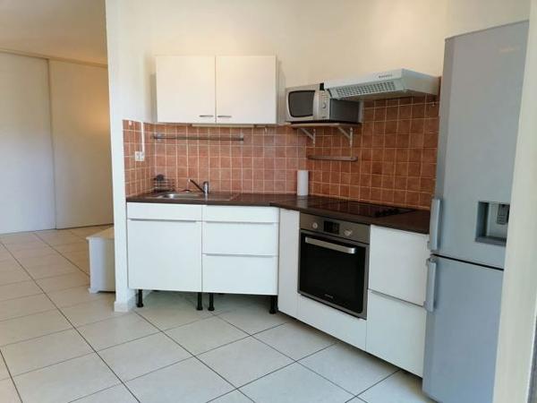 La Ciotat (13600) JOLI STUDIO EN RDJ