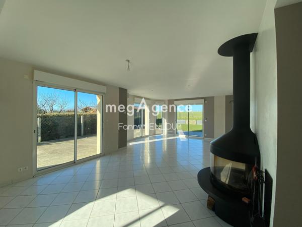 Maison à Jullouville, 50610 - 7 pièces 142m²