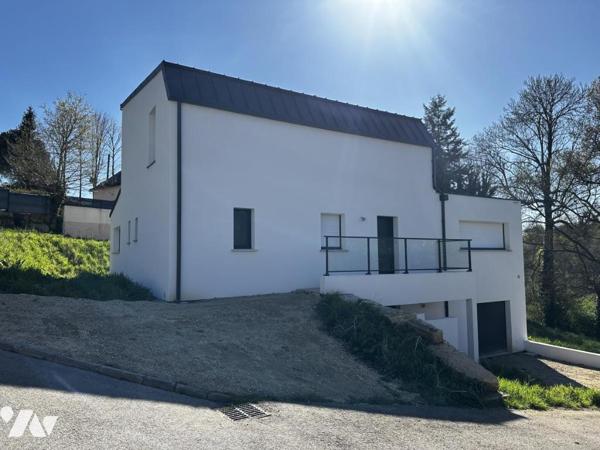 A VENDRE 56 ELVEN MAISON NEUVE AVEC SOUS-SOL PROCHE BOURG ET ECOLE