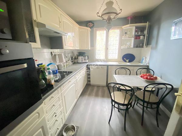 Vente maison 6 pièces 108m² à Chaumontel, bien calme et discret à visiter rapidement.
