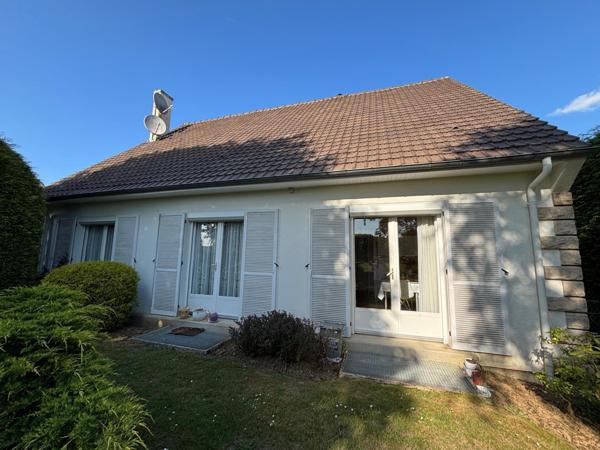 Belle maison familiale avec sous-sol total