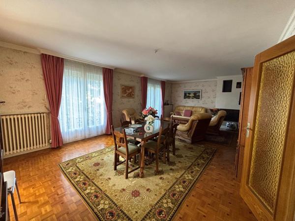 Belle maison familiale avec sous-sol total