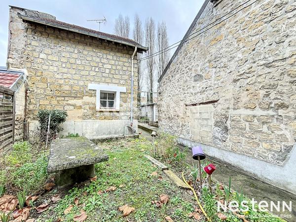 Maison charmante avec dépendance à rénover à L'Isle Adam - 4 pièces, 2 chambres