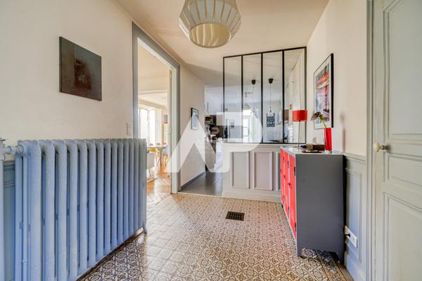 SEVRES RIVE DROITE - DEMEURE DE CHARME €1 895 000 ** - Référence 626-S