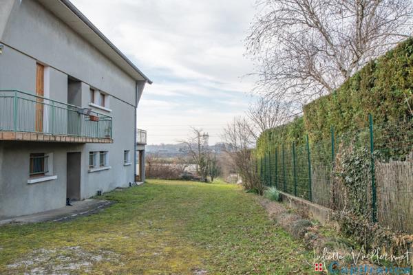 MOIRANS (38430) : Terrain à vendre de 447,00 m²