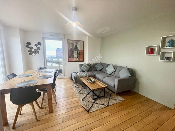 Centre Ville Appartement impeccable Rosny Sous Bois 4 pièces terrasse dernier étage