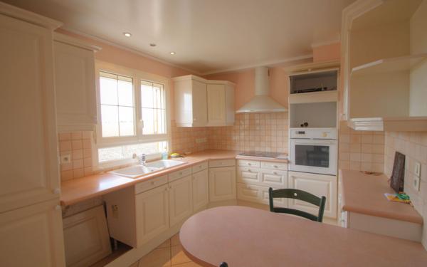 Maison à vendre    6 pièces • 152 m2 La Chapelle-Saint-Mesmin