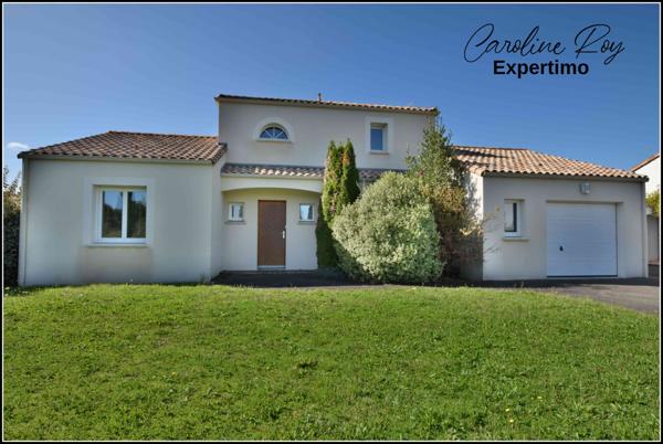 Clisson (44190) CLISSON - Maison contemporaine 4 chambres, garage sur 990 m² de terrain clos et arboré.