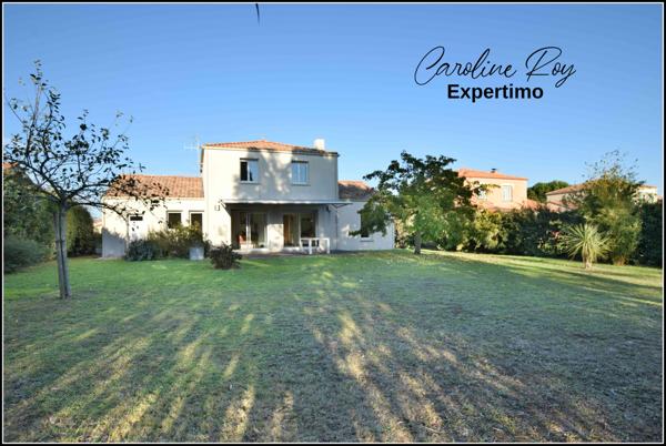 Clisson (44190) CLISSON - Maison contemporaine 4 chambres, garage sur 990 m² de terrain clos et arboré.