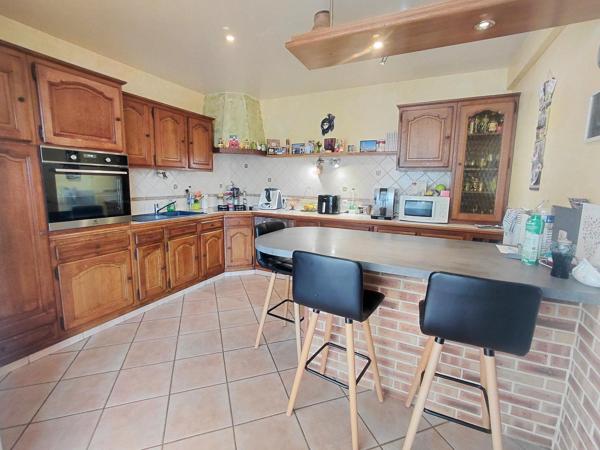 Maison à Pré-en-Pail-Saint-Samson, 53140 - 7 pièces 135m²