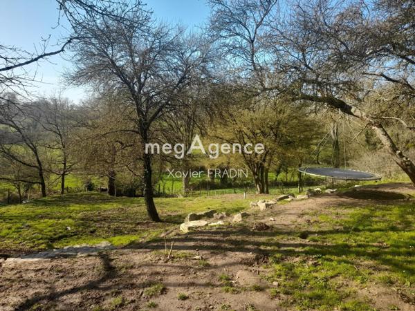 Maison à Nueil-les-Aubiers, 79250 - 5 pièces 115m²