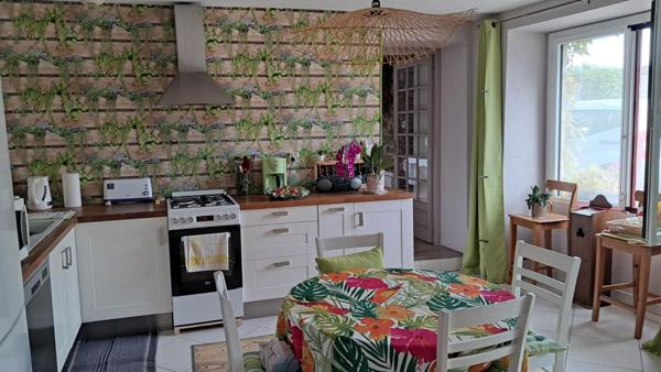 Maison  6 pièce(s) 143 m2