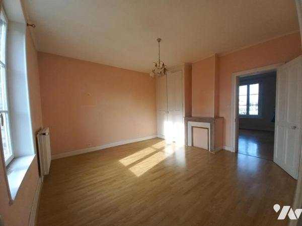 MAISON INDIVIDUELLE PROCHE CENTRE VILLE