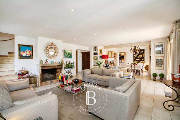 Grimaud, Maison 5 Chambres -  234 m² à vendre