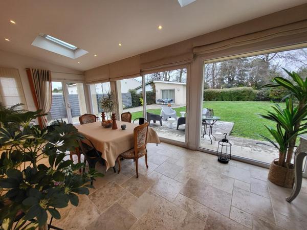 Belle maison rénovée avec studio indépendant.