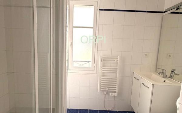 Appartement à vendre    1 pièce •  Thiais