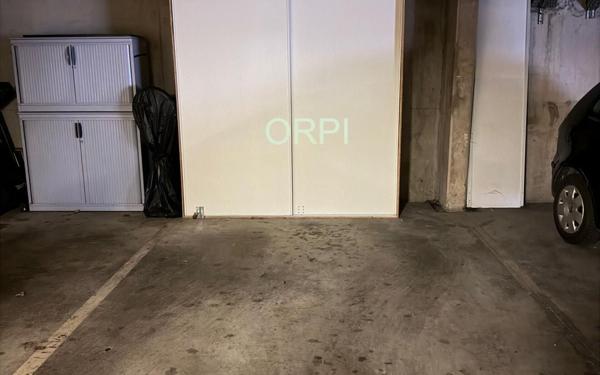 Appartement à vendre    1 pièce •  Thiais