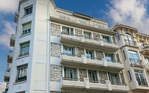 Appartement à vendre    3 pièces • 71,12 m2 Nice