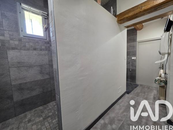 Maison à vendre 6 pièces 246 m² Avignon