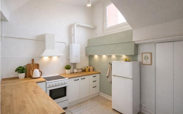 Appartement à vendre    2 pièces • 41,42 m2 Lyon 2