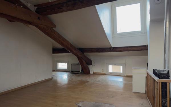 Appartement à vendre    2 pièces • 41,42 m2 Lyon 2
