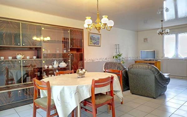 Maison à vendre    6 pièces •  Cholet