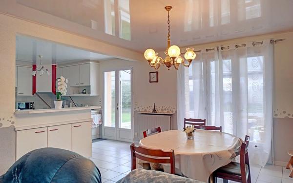 Maison à vendre    6 pièces •  Cholet