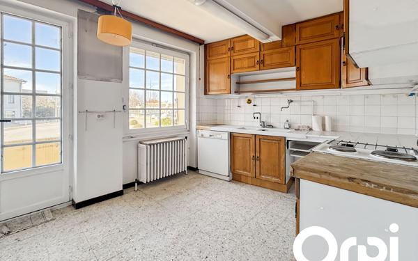 Maison à vendre    6 pièces •  Bollène