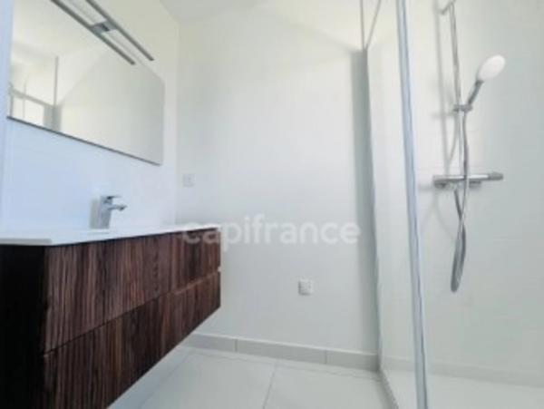 PLAIN PIED NEUF AVEC 3 CHAMBRES GARAGE ET JARDIN CLÉ EN MAIN