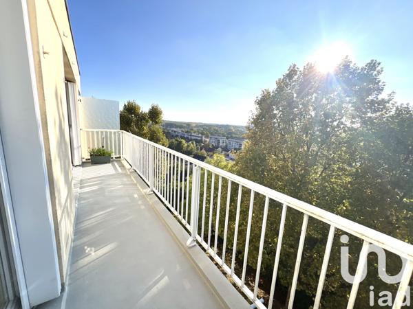 Location appartement 3 pièces 81 m² Corbeil-Essonnes