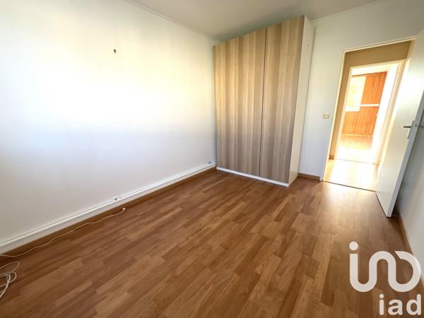 Location appartement 3 pièces 81 m² Corbeil-Essonnes