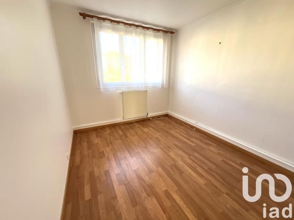 Location appartement 3 pièces 81 m² Corbeil-Essonnes
