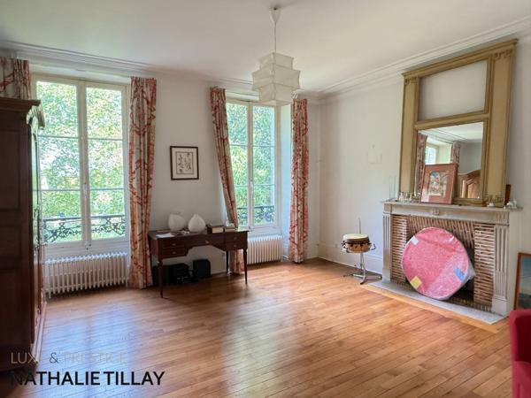 OLIVET bord du Loiret, maison de Maître à vendre 418 m² habitables , parc arboré et paysagé de 4337 M²