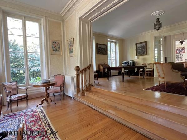 OLIVET bord du Loiret, maison de Maître à vendre 418 m² habitables , parc arboré et paysagé de 4337 M²