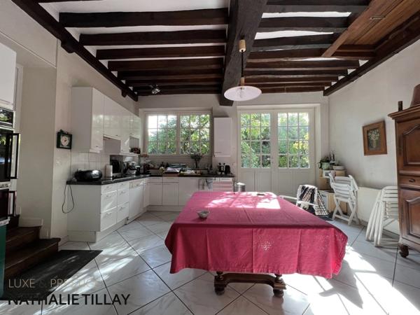 OLIVET bord du Loiret, maison de Maître à vendre 418 m² habitables , parc arboré et paysagé de 4337 M²