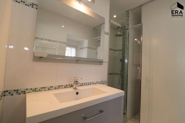 A louer meublé Appartement Marseille 10ème 3 pièces Entièrement Rénové  CLIM  Moderne