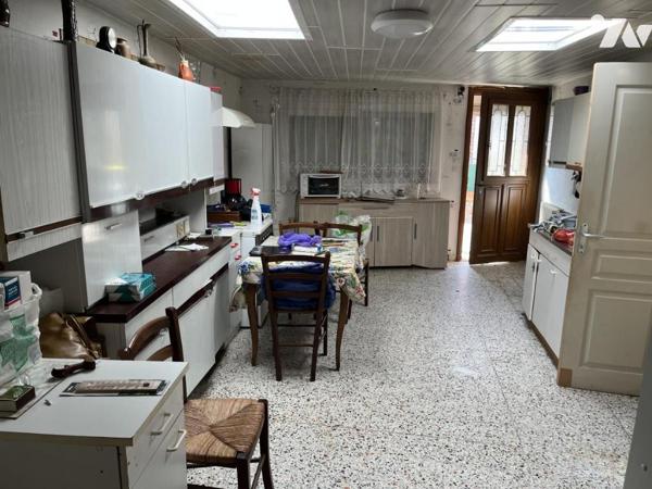 Maison à usage d'habitation 