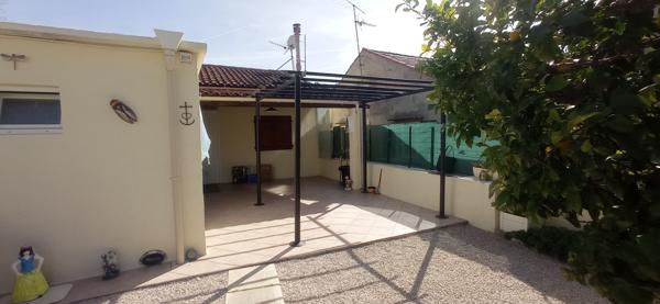 A VENDRE MAISON PLAIN PIED MARSEILLE 13014 HAUTEURS DE ST JOSEPH TERRAIN JARDIN GARAGE
