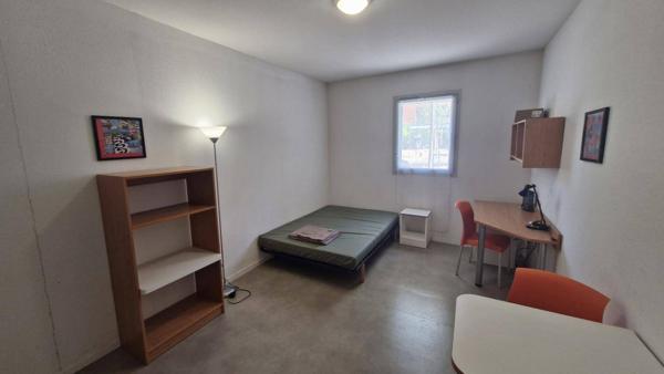 Appartement 1 pièce                                        - 69007 Lyon 7e  Arrondissement Réf : 5456