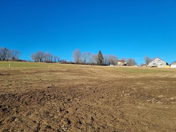 Terrain 669 m2