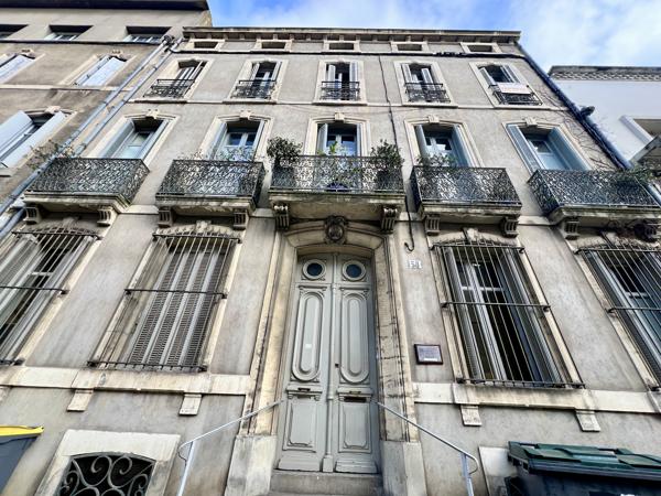 Grand appartement T4 – Belle copropriété de caractère