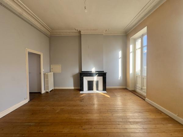 Grand appartement T4 – Belle copropriété de caractère