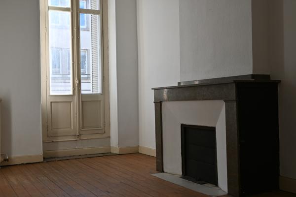 Grand appartement T4 – Belle copropriété de caractère