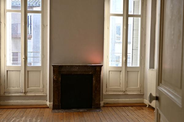 Grand appartement T4 – Belle copropriété de caractère