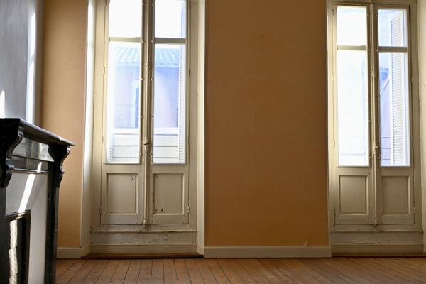 Grand appartement T4 – Belle copropriété de caractère