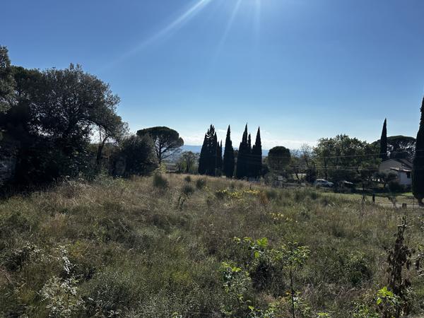 TERRAIN CONSTRUCTIBLE MOUSSOULENS