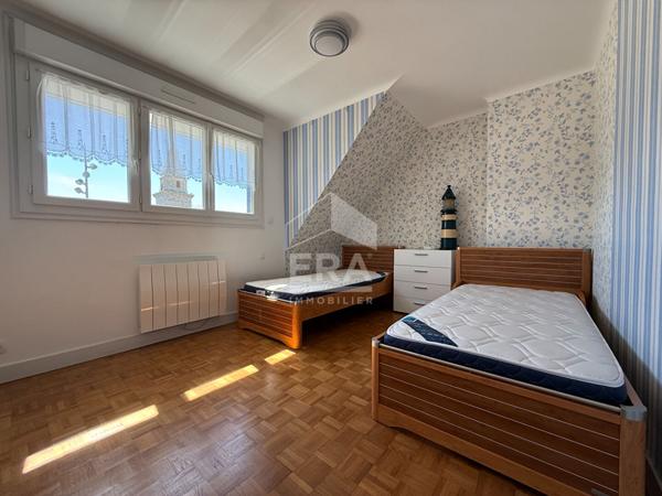 Maison Erdeven 8 pièce(s) 220 m2