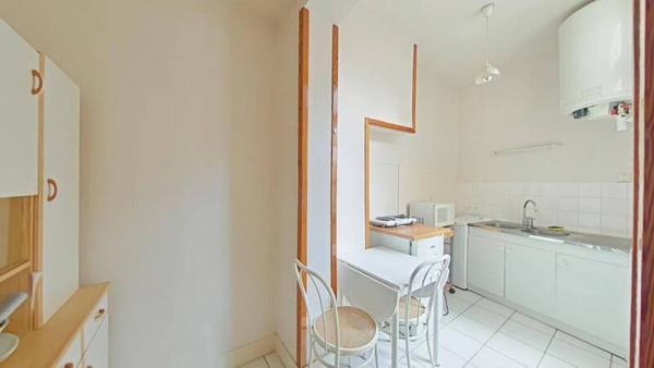 Appartement 2 pièces                                        - 42000 Saint-Étienne Réf : 12111