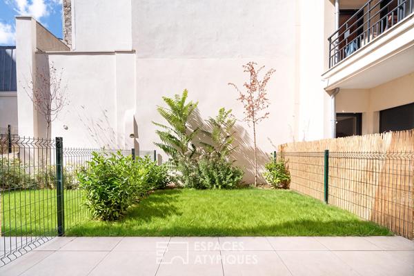 Maison neuve avec jardin